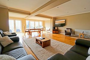 Lower Ground Floor Reception Room- click for photo gallery